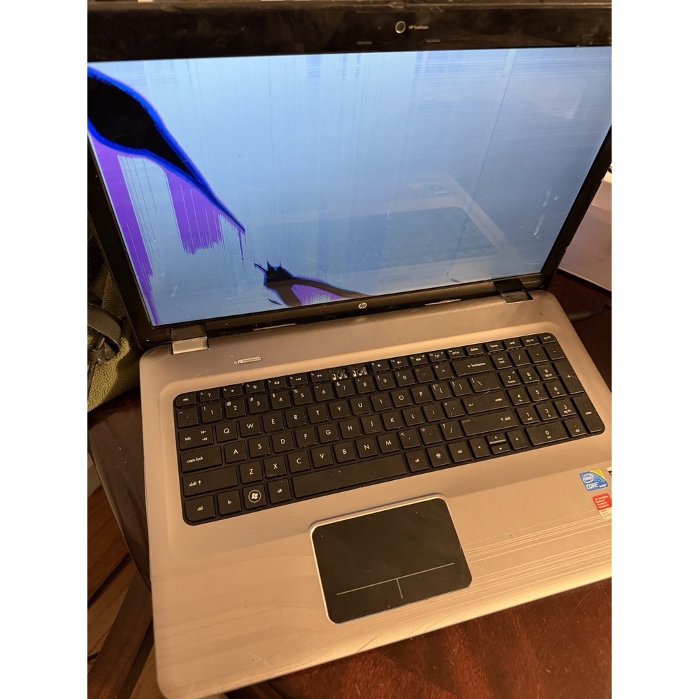 HP Pavilion DV7 Laptop i5 Broken Screen For Parts Repair Win7